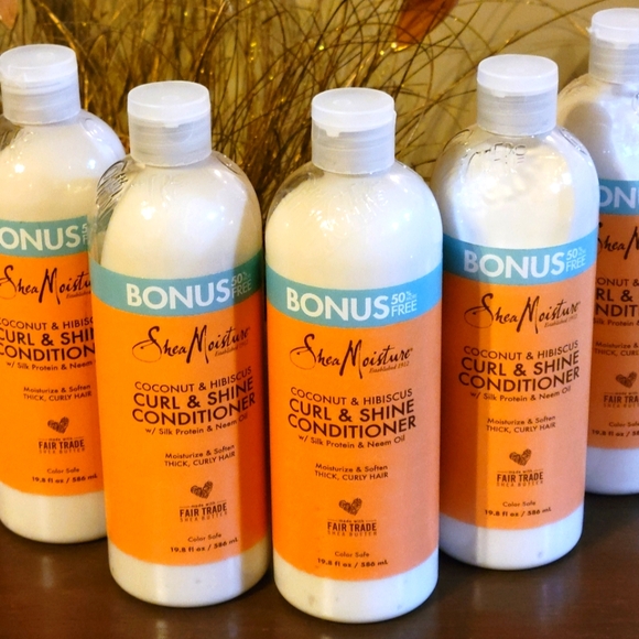 Shea Moisture Cocunut & Hibiscus Curl & Shine Conditioner - Picture 1 of 2